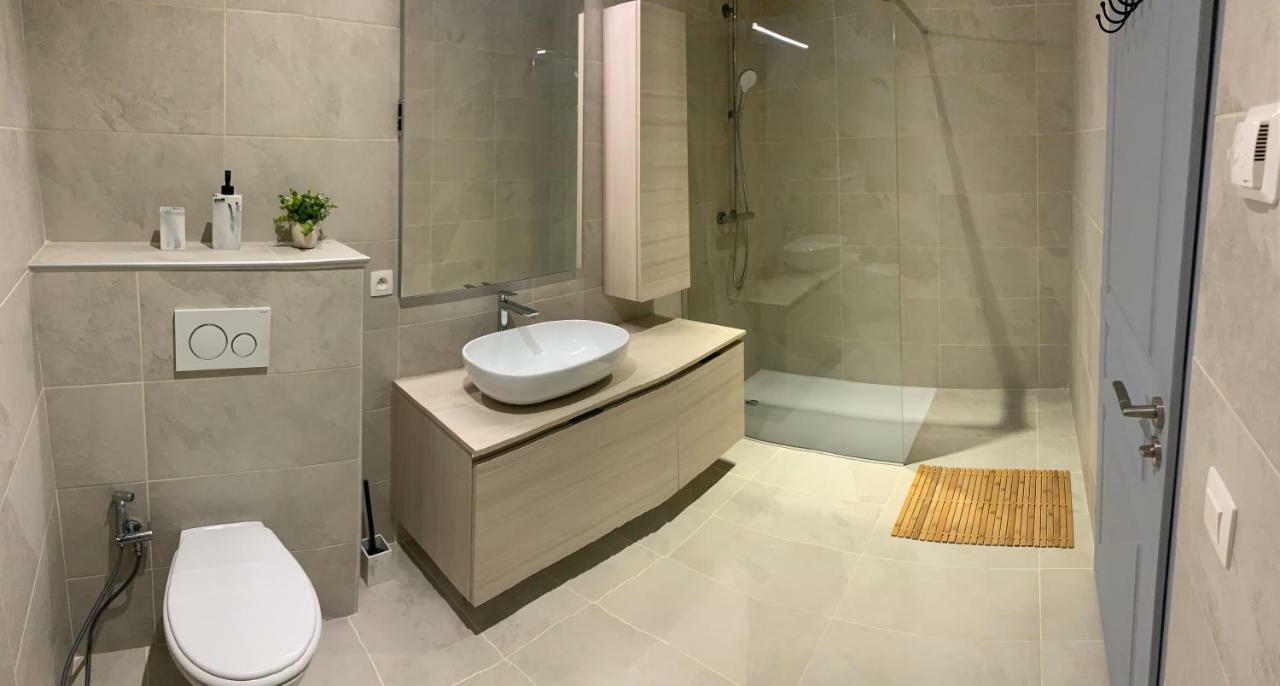 Sanskriti Hotel Scionzier ภายนอก รูปภาพ